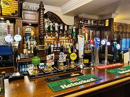 The Oaks Hotel