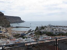 Stunning Ocean Views in Puerto de Mogan