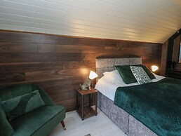 Glamping Tri Pod 3 - Gower