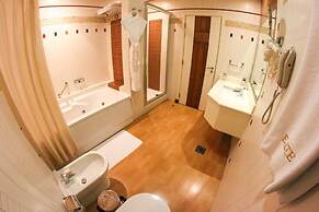 City Center Hotel