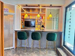 Padmore Residences Anno