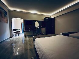 MARQUIS PYRAMIDS HOTEL
