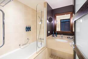 Doubletree By Hilton Paris Boulogne