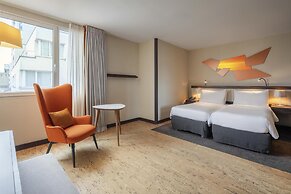 Doubletree By Hilton Paris Boulogne