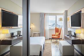 Doubletree By Hilton Paris Boulogne