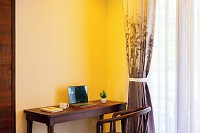 Still River Suites with Heated Pool, Jacuzzi by ELIVAAS