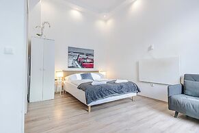 Affordable Stay Near Wiener Stadthalle