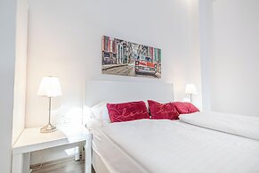 Affordable Stay Near Wiener Stadthalle