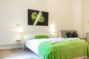 Affordable Stay Near Wiener Stadthalle