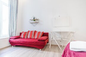 Affordable Stay Near Wiener Stadthalle