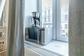 Affordable Stay Near Wiener Stadthalle