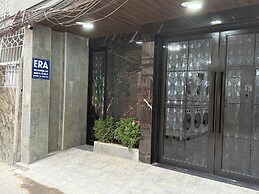 Era Apartment Lang Ha