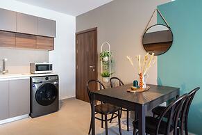 Hazel 2-BR Apt. & Balcony in Larnaca