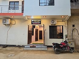 Avadh Dham Guest House