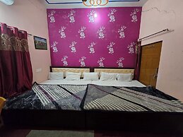 Avadh Dham Guest House