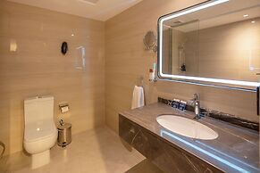 Grand Continent Hotel Dubai