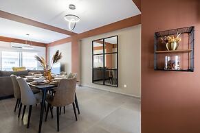Oracle 2-BR Apt. & Balcony in Larnaca