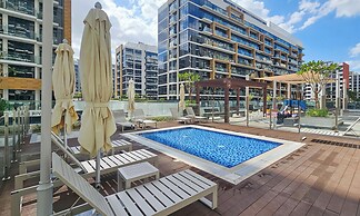 Stylish Riviera Studio Near Downtown