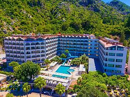 Golmar Beach& Spa Hotel