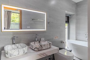 This Is The Place Fully Smart V280