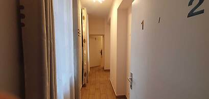 Group Stay 3 Apts Near Enkplatz
