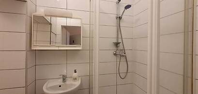Group Stay 3 Apts Near Enkplatz