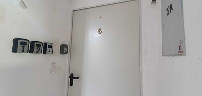 Group Stay 3 Apts Near Enkplatz