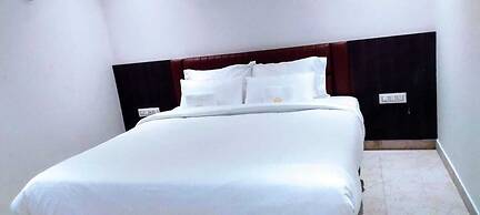 Hotel Amulya Royal Inn