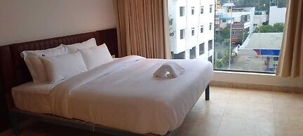 Hotel Amulya Royal Inn