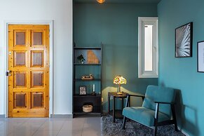 Jayde 2-BR Apt. & Balcony in Larnaca