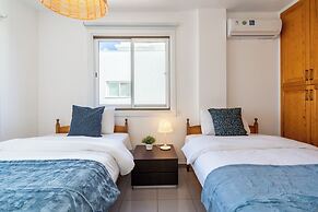 Jayde 2-BR Apt. & Balcony in Larnaca