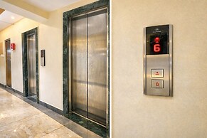 Glitz Saineel Executive Near Juhu Beach