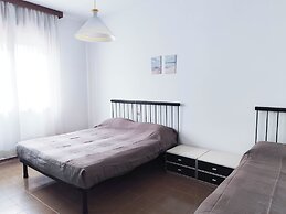 Seaside Apartment With Balcony