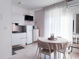 Studio Apartment Near Piazza Nember