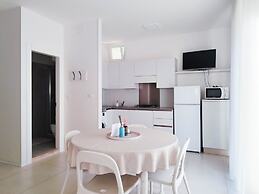 Studio Apartment Near Piazza Nember