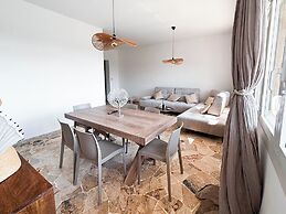 Seafront Apartment With Private Parking