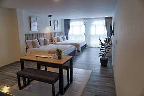 Hotel 86 Suites