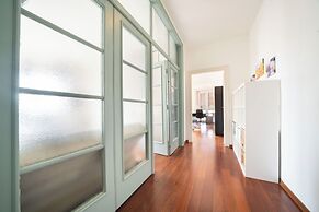 Aurelia Suite – Spacious W/ Ac & Danube View