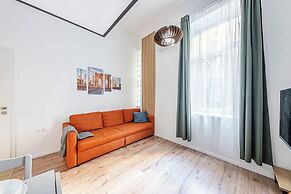 Secret Charming Studio