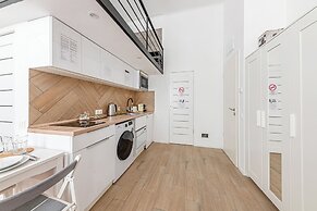 Secret Charming Studio