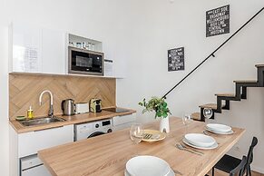 Secret Charming Studio
