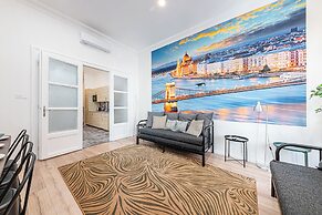 The Other Side - Spacious 3BR with Jacuzzi and Private Sauna