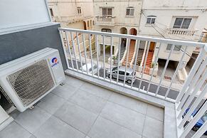Central Msida Modern Bright Comfortable