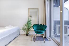 Central Msida Modern Bright Comfortable