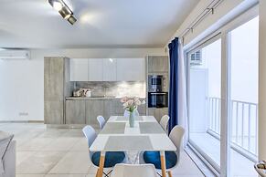Central Msida Modern Bright Comfortable
