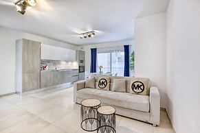 Central Msida Modern Bright Comfortable