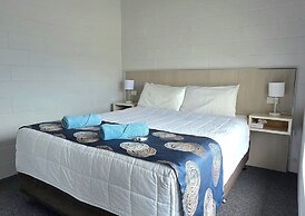 Albatross Motor Inn