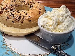 The Susie Pearl Bed & Breakfast