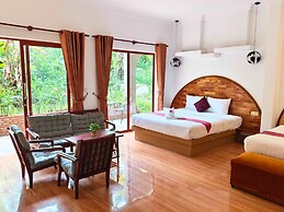 Boreirom Hill & Lodge By JK6