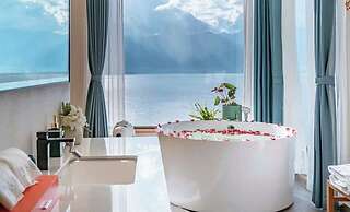Dali Nanshenan Seaview Resort Villa